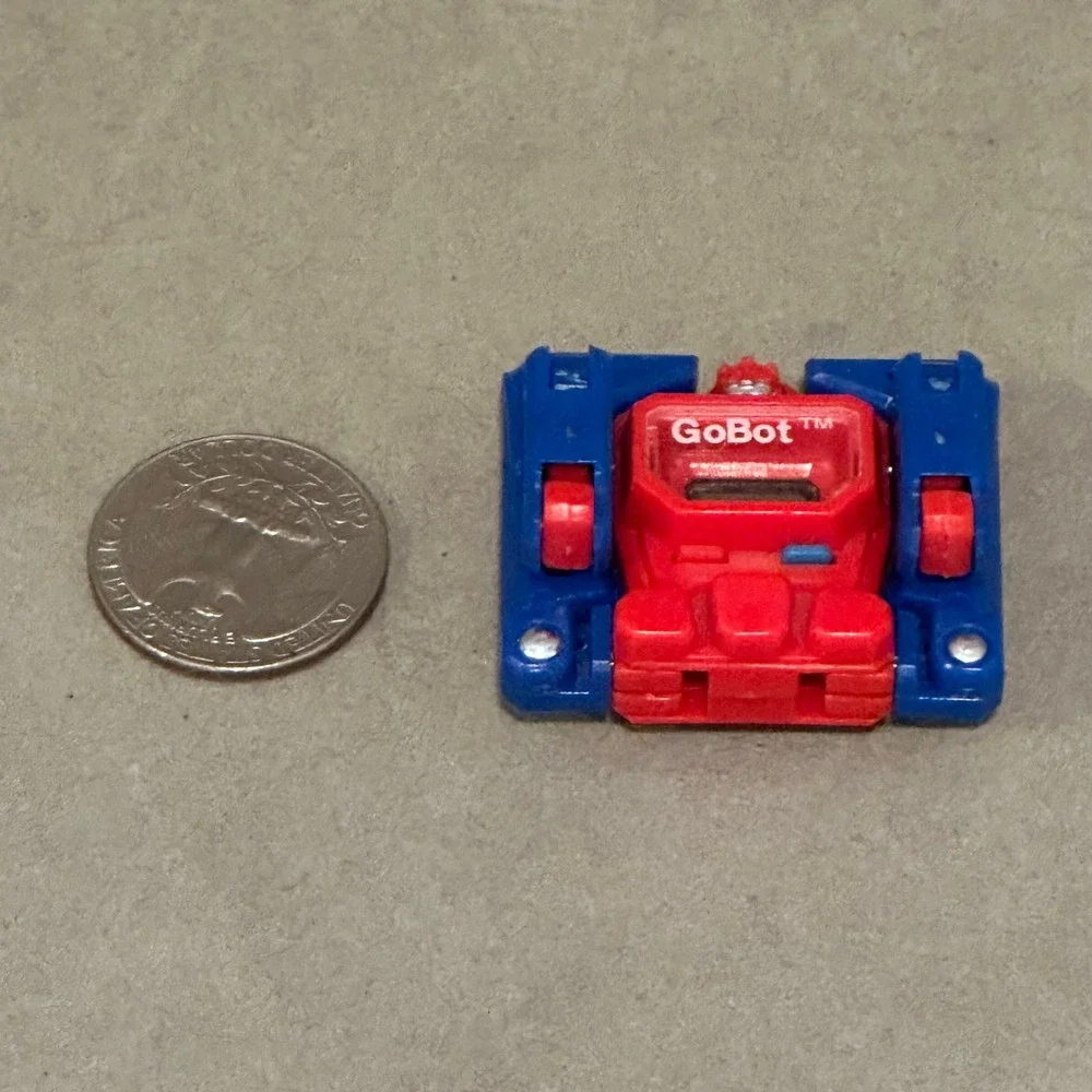 Vintage Tonka GoBot Red Blue Magnetic Transforming Robot Action Figure 1980s